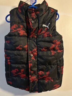 Puma Kids Black & Red Quilted Puffer Vest Dot Camouflage Pattern Size 5